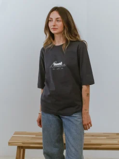 Vice 84 Selects by Chloe Hayward Vice 84 WMNS 'Sports Leisure' Box Organic Tee - Ink Navy
