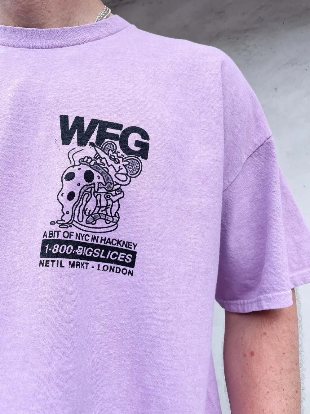 Gordos Pizzeria World Famous Gordos 'Call The Gang' Vintage Washed Tee - Pink