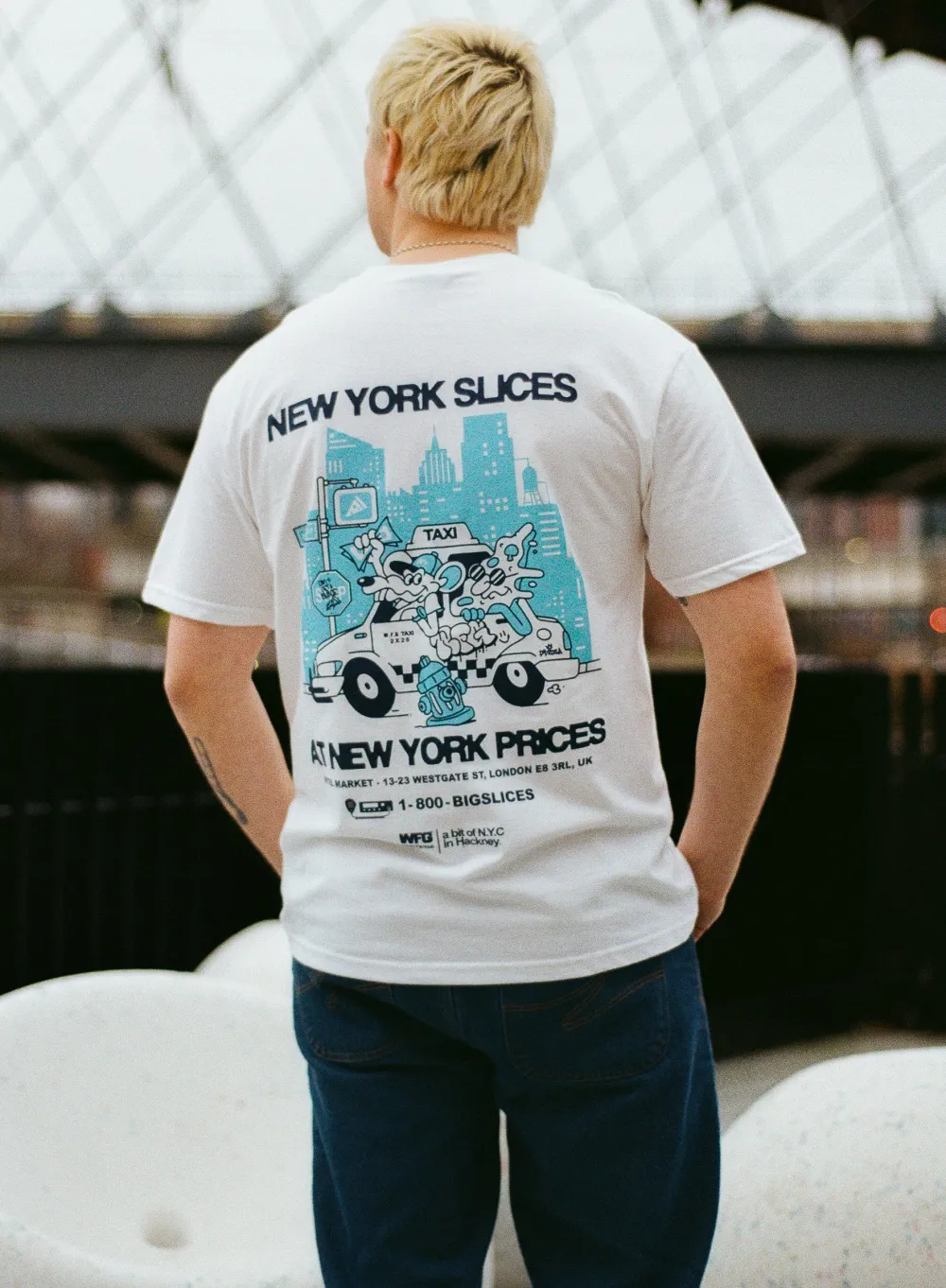Gordos Pizzeria World Famous Gordos 'NYC Slices' Tee - White